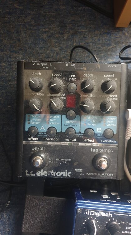 1422560384_TCElectronic.thumb.jpg.73e5729bd945449cc8bcd8a84edd01a9.jpg